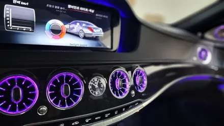 W222 S350 S클래스 S350 송풍구4D부메스터 엠비언트안드로이드오토카플레이 올인원  시공 입니다