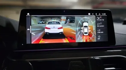 bmw 5시리즈 g30 순정어라운드뷰 파킹어시스턴트 입니다
