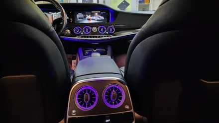W222 S350 S클래스 S350 송풍구4D부메스터 엠비언트안드로이드오토카플레이 올인원  시공 입니다