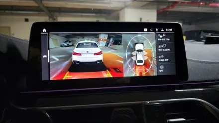 bmw 5시리즈 g30 순정어라운드뷰 파킹어시스턴트 입니다