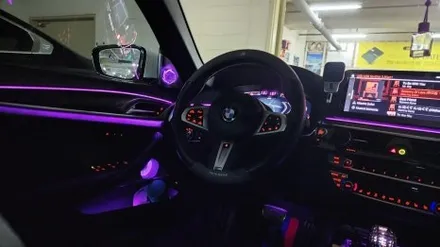 BMW 5시리즈 G30 520I 크리스탈 기어세트 마에스트로스피커 회오리엠비언트