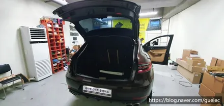 포르쉐 마칸 어라운드뷰 - 순정형 리얼 3D 서라운드뷰