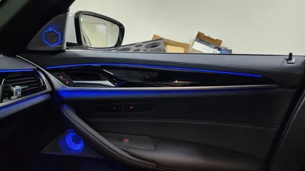 BMW G30 5시리즈 순정서라운드뷰파킹어시스턴트360 3D카오디오 마에스트로스피커회오리 엠비언트  시공