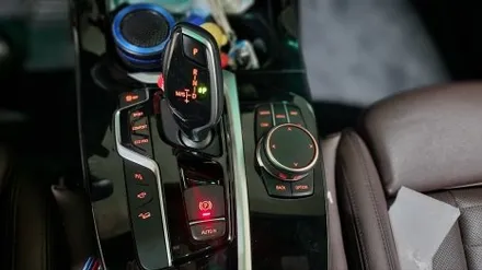 BMW 21년 X3전기형 순정 서라운드뷰 시공 입니다