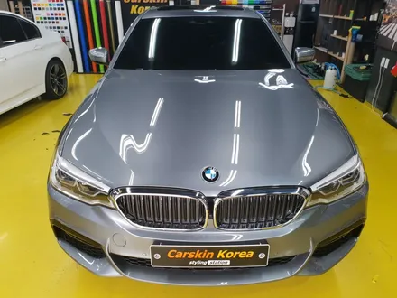 bmw 520d(g30) 생활보호 ppf 하면서 사이드미러 포인트 주기 (블랙 유광) 안양랩핑 카스킨 코리아 / 경기 군포