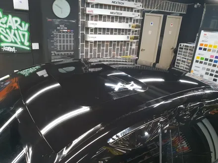 벤츠 e300 루프스킨 블랙유광 (에이버리 슈프림) 안양랩핑 카스킨코리아 / 경기 군포