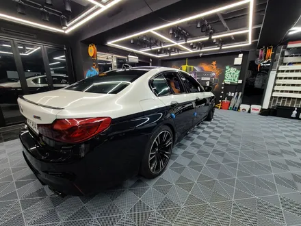 .bmw M5 랩핑으로 변화 주기.(투톤) 리얼 카본 / 군포 부곡동