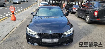 BMW 4시리즈 쿠페 썬팅은 솔라가드 에메랄드 반사필름으로~