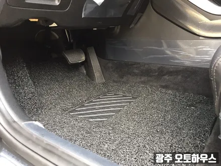 광주 그랜저IG 신차출고 레이노썬팅 , 블랙박스장착 , 코일매트