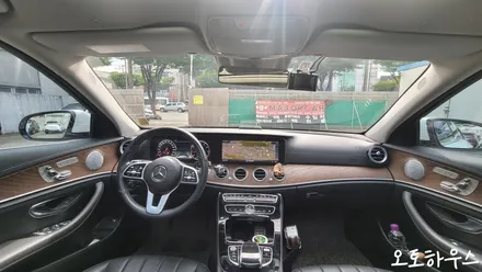 벤츠 W213 E300 아이나비 칼트윈 GR 썬팅 재시공