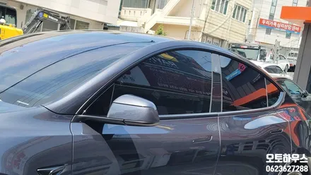 테슬라 모델 Y 주니퍼 광주광역시 남구 신차 썬팅 패키지