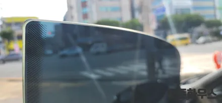 BMW 4시리즈 쿠페 썬팅은 솔라가드 에메랄드 반사필름으로~