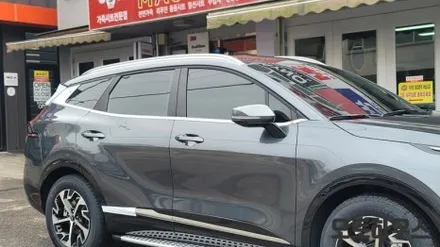 월산동신차출고 NQ5스포티지 측후면,전면 버텍500, 버텍700 썬팅 시공