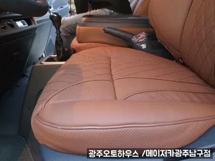 올뉴마이티 장거리운전 편안하게 리무진시트교체