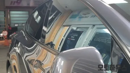 광주자동차썬팅 테슬라 모델Y 글라스틴트 레이니블루 썬팅+쉐이빙 작업