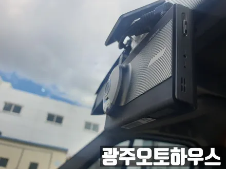 르노마스터밴 캠핑카 넥스가드 열차단썬팅으로 시공했어요 :)
