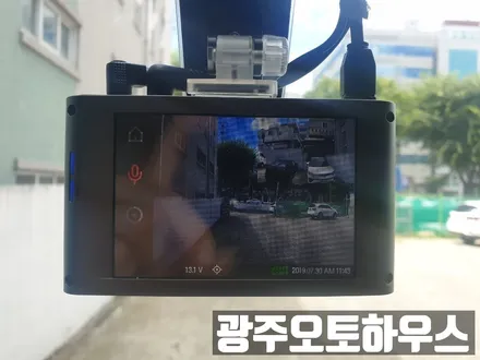 르노마스터밴 캠핑카 넥스가드 열차단썬팅으로 시공했어요 :)