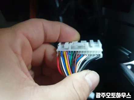 투싼 순정통풍시트 시공했어요