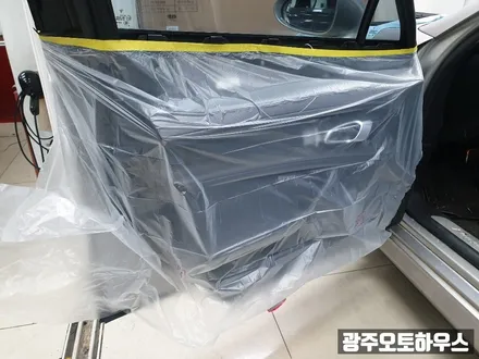 광주썬팅잘하는 곳에서 포르쉐 파나메라 시공