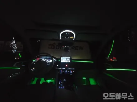 G70 DMX 엠비언트 무드등으로 분위기 있는 연출