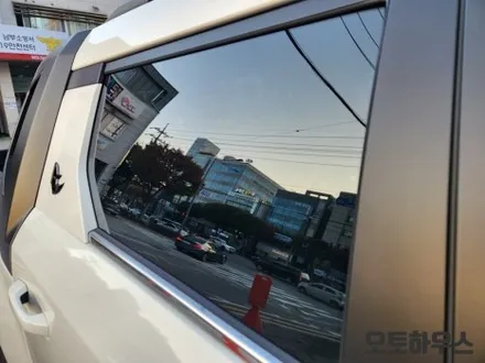 KGM 무쏘EV 티나인플러스 RT50 썬팅 추천/아이나비 V3000K