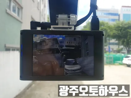 르노마스터밴 캠핑카 넥스가드 열차단썬팅으로 시공했어요 :)