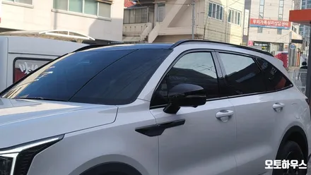 광주 썬팅 전문점 오토하우스 - 기아 쏘렌토 MQ4 레인보우 V90 전체 시공