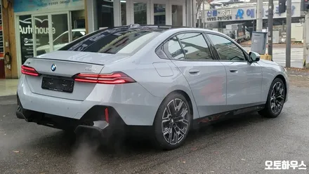 광주 썬팅 전문점 오토하우스 - BMW G60 5시리즈 VKOOL 브이쿨 K 전체 시공
