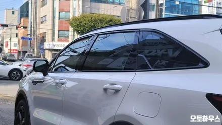 광주 썬팅 전문점 오토하우스 - 기아 쏘렌토 MQ4 레인보우 V90 전체 시공