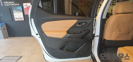 광주 메이저카 광주남구점에서 쉐보레 트래버스 메이저 리무진시트 시공하고 편안한 운행하기!