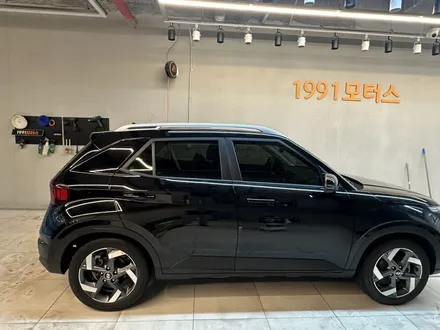 사거리 신호위반 사고로 베뉴 측면 대파… 조수석 뒷문·뒷휀더·휠까지 손상, 보험처리로 0원 완벽 복원 후기 / 성남 중원