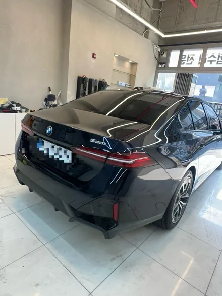 BMW 520i 본넷 석회자국 제거 후기 아파트 지하주차장 누수 피해, 배상보험으로 광택·유리막코팅 복원까지 / 성남 중원