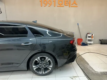 성남 여수동 k5 뒷펜다 뒤 범퍼 앞 범퍼 사고로 판금 도색 탈착도 색 잘하는 외형복원 전문 업체 / 성남 중원
