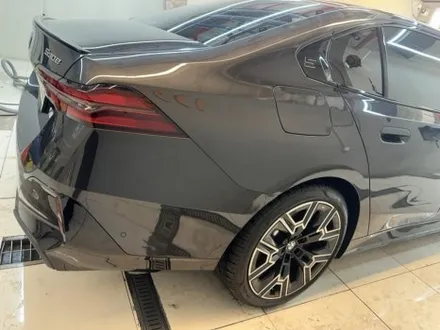 판교 BMW 520e 뒷범퍼 긁힘, 교환 없이 복원도색으로 해결 / 성남 중원