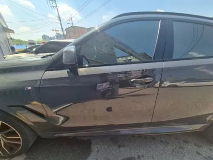 도곡 대치 선릉 BMW X6 범퍼 뒷문 앞문 찌그러짐 사고 판금도색수리로 완벽외형복원 / 성남 중원