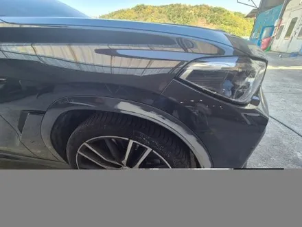 도곡 대치 선릉 BMW X6 범퍼 뒷문 앞문 찌그러짐 사고 판금도색수리로 완벽외형복원 / 성남 중원