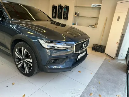 판교 분당 수내 볼보 v60 cc 앞 범퍼 앞 펜더 헤드라이트 외형복원 보험수리 전문 업체 / 성남 중원