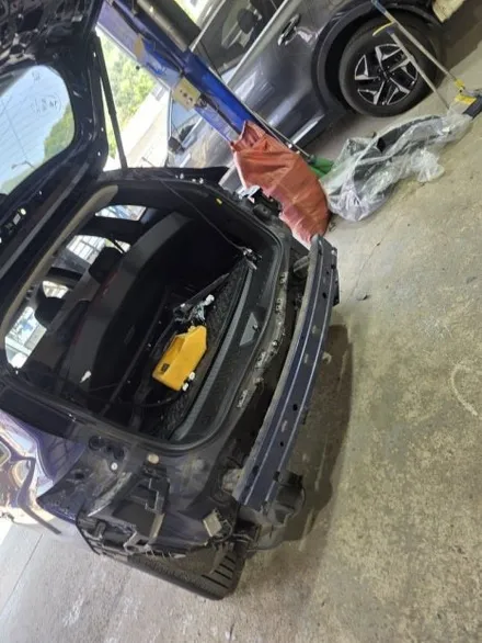 위례 판금도색 르노코리아 Qm6 후진사고 트렁크 교환도색 범퍼 일반수리 후기 / 성남 중원
