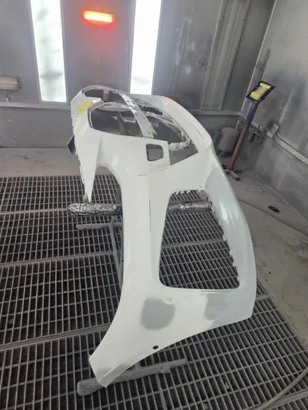 BMW i4 앞범퍼 찢어짐 깨짐 사고수리 후기 성남 수입차 교환도색·자차보험 처리 전문 1991모터스 / 성남 중원