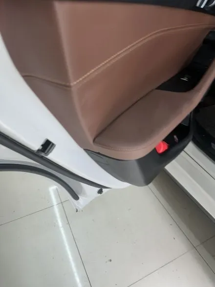 BMW X6 지하주차장 석회수 피해, 건물배상보험으로 0원 복원한 실제 사례 / 성남 중원