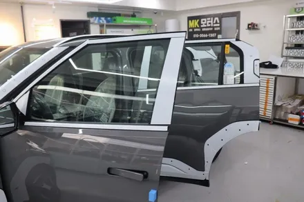 기아 EV3 미디움 그레이 블락포디 스카이블루 전면 30 측후면 10 블랙박스 아이나비 퀀텀3 하남 감일동 썬팅 / 경기 하남