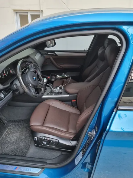 부산경남 BMW X4 운전석 통풍시트 시공
