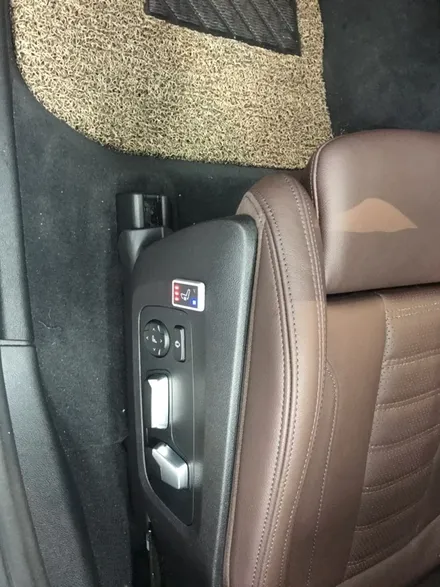 BMW X3 통풍시트 시공, 조수석 워크인