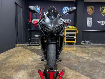청주바이크랩핑 혼다 CBR650R 전체랩핑시공~! / 청주 미평동