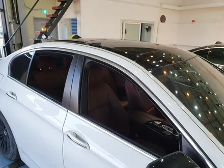 원주랩핑 BMW F10 5시리즈 루프스킨 + 사이드미러 랩핑 / 원주 행구로