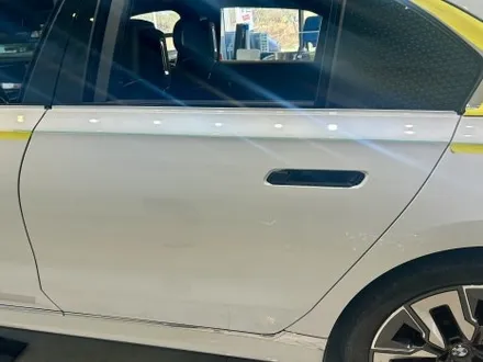 [원주랩핑/덕스게러지] BMW i7 전체랩핑 / 원주시 행구동