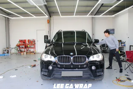 BMW X5 전체랩핑 제거후 고광택 유광블랙으로 깔끔하게 ! 순정도장느낌 / 김포, 파주, 인천