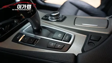 BMW520D 실내 티타늄브러쉬 & 퍼플그레이라이트필름 세련되게 바뀐모습 !!!!김포이가랩에서 깔끔하게시공! / 경기 김포 통진