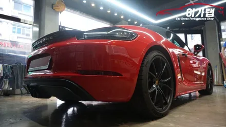 포르쉐 718GTS 가드레드 색상! 디퓨져 포인트랩핑!! 김포이가랩에서 깔끔하게 !![김포랩핑][인천랩핑][일산랩핑][자동차카스킨] / 경기 김포 통진