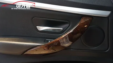 BMW 3GT 실내 우드에서 3M1080 티타늄브러쉬 한층더 고급스러움! [김포랩핑][BMW실내랩핑][포인트랩핑][김포맛집][김포랩핑샵] / 경기 김포 통진